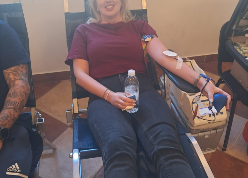 Fotografija 2 - Darivatelji krvi u Rogoznici prikupili 30 doza 'tekućine koja život znači'