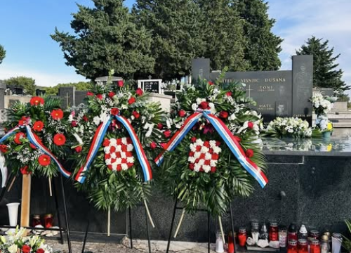 Fotografija 1 - Obilježena 30. godišnjica pogibije branitelja Tonija Višnjića u Danilo Birnju