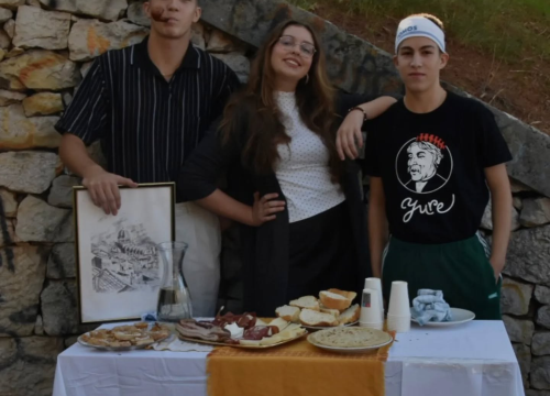 Fotografija 2 - Učenici Gimnazije Antuna Vrančića kreativnim prezentacijama obilježili Dan kruha