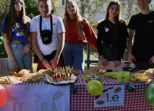 Fotografija 14 - Učenici Gimnazije Antuna Vrančića kreativnim prezentacijama obilježili Dan kruha