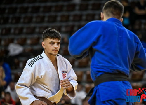 Fotografija 2 - Roko Pletikosa i Filip Knez predstavljali Judo klub Šibenk na prvenstvu u Dubrovniku