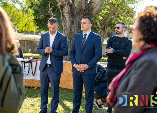 Fotografija 16 - Čuvarice tradicije i stup zajednice: U Pakovom Selu obilježen Svjetski dan seoskih žena