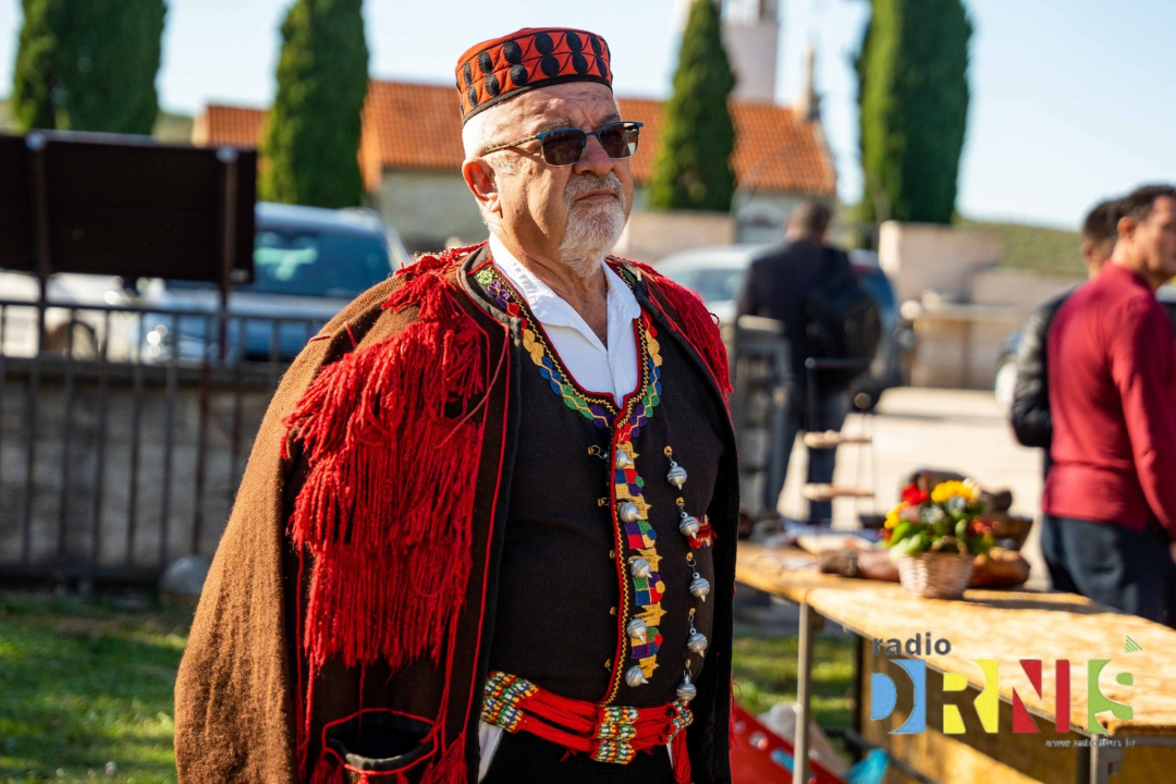 Čuvarice tradicije i stup zajednice: U Pakovom Selu obilježen Svjetski dan seoskih žena
