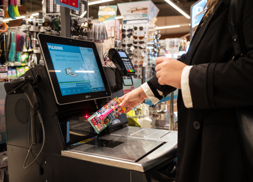 Fotografija 29 - Preuređeni šibenski supermarket donosi širi asortiman i posebne pogodnosti za kupce