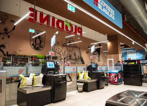 Fotografija 32 - Preuređeni šibenski supermarket donosi širi asortiman i posebne pogodnosti za kupce