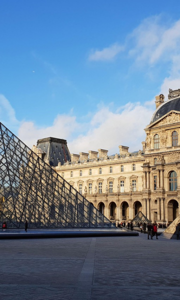 Uhićeno još pet ljudi zbog pljačke Louvrea
