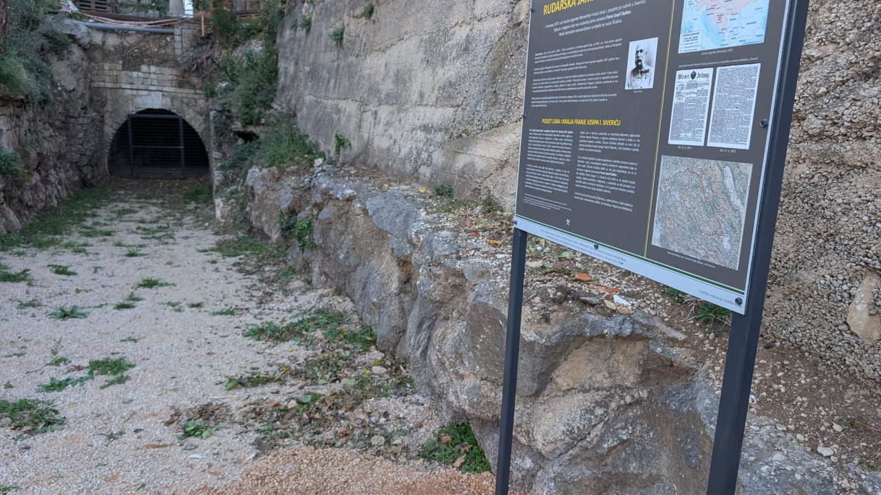 Očuvanje rudarske i povijesne baštine: Uređen plato ispred ulaza u rudnik ugljena u Siveriću