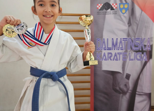 Fotografija 15 - KK Okit najuspješniji klub Dalmatinske karate lige u Kaštelima