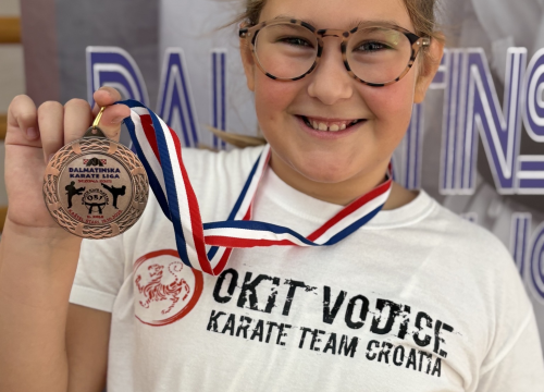 Fotografija 13 - KK Okit najuspješniji klub Dalmatinske karate lige u Kaštelima