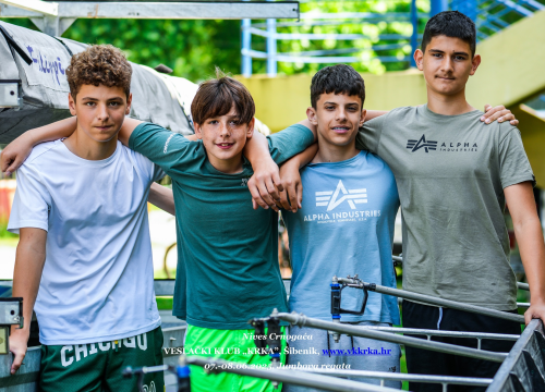 Fotografija 4 - FOTO Krka poslala najmlađe veslače na Pag: Vratili se s tri zlata, srebrom i broncom