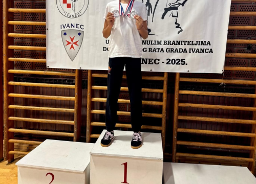 Fotografija 6 - FOTO Vikend pun borbi za Karate klub Phoenix: Sudjelovao na dva turnira, vratio se sa 19 medalja