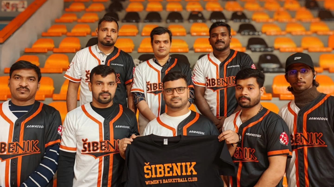 Članovi Kriket kluba Šibenik podržali šibenske košarkašice na Baldekinu: 'Uživali smo u utakmici i pobjedi'