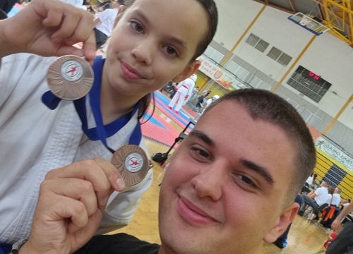 Fotografija 4 - FOTO Karatašima Šibenika dva zlata i pet bronci u Mostaru