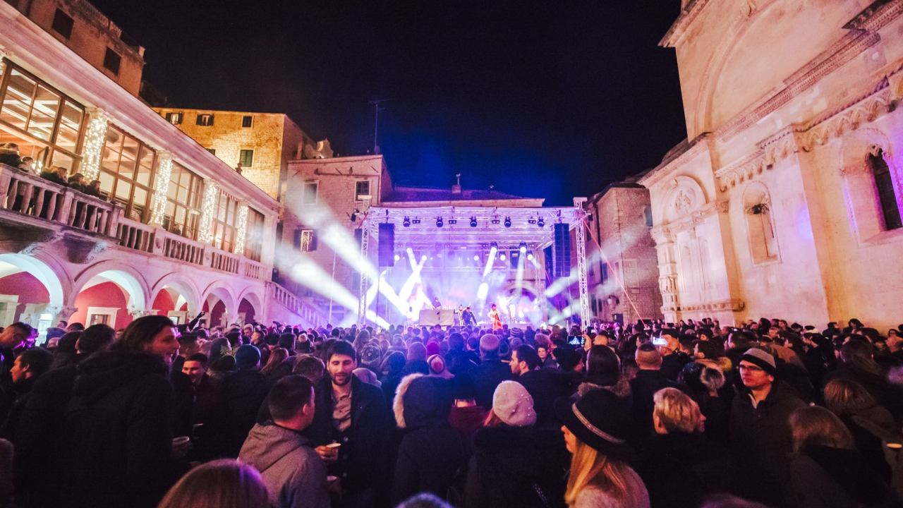 Kojeg izvođača želite za doček Nove godine: 'Šibenik je rasadnik dobrih pjevača, pa neka oni pjevaju'