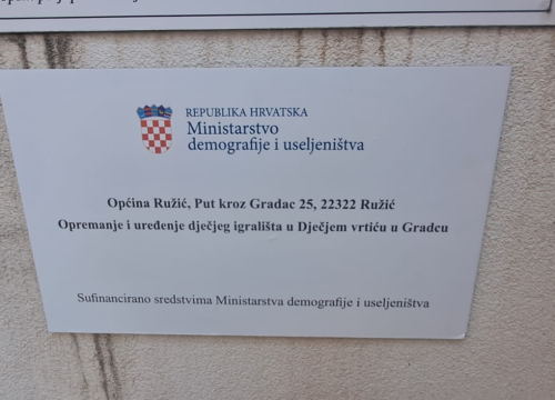 Fotografija 5 - Dječji vrtić Koštelice u Gradcu dobio novouređeno i opremljeno igralište