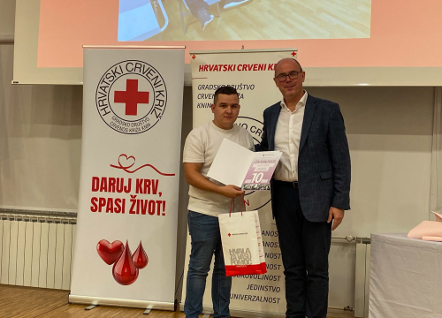 Fotografija 13 - Crveni križ Knin obilježio Dan darivatelja krvi: 'Prikupili 670 doza krvi samo u ovoj godini'