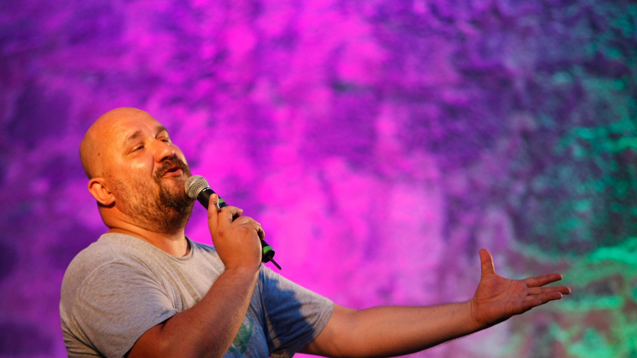 Bloger Krule stiže u Šibenik: Smijeh, satira i 'obrana od gluposti' za šibenske studente