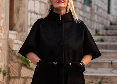 Fotografija 16 - FOTO Modni raj u Šibeniku: Otkrijte ekskluzivne kolekcije hrvatskih dizajnera u Galeriji Juraj Dalmatinac!