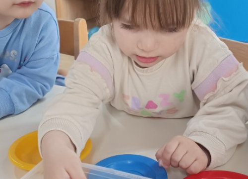 Fotografija 2 - Igrom i edukacijom malih ekologa u vodičkom vrtiću obilježen Svjetski dan voda