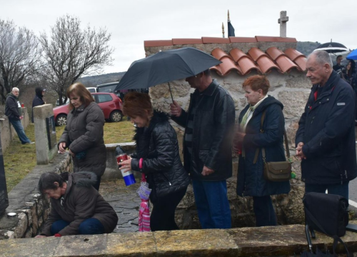 Fotografija 12 - Obilježavanje 32. godišnjice ratnog zločina nad hrvatskim braniteljima u Dragišićima