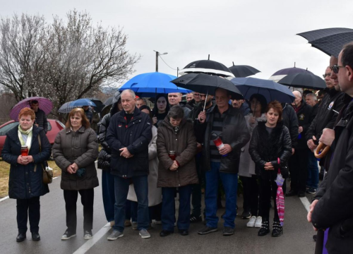 Fotografija 14 - Obilježavanje 32. godišnjice ratnog zločina nad hrvatskim braniteljima u Dragišićima