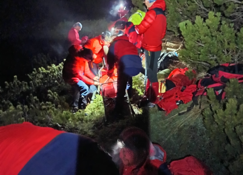 Fotografija 6 - Gospićki HGSS spašavao ozlijeđenog Šibenčana na Velebitu