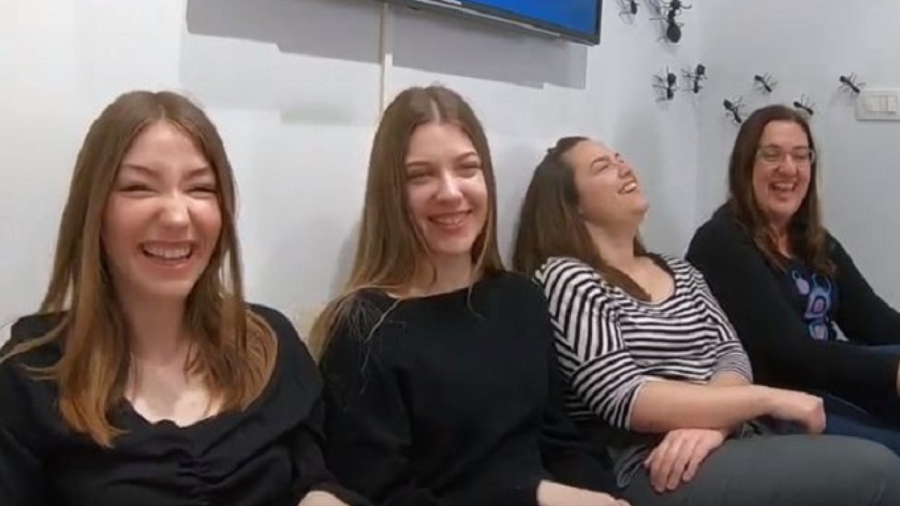 Lorana Antunac netipična je profesorica, a uspješno spaja svoje dvije velike ljubavi - matematiku i glazbu