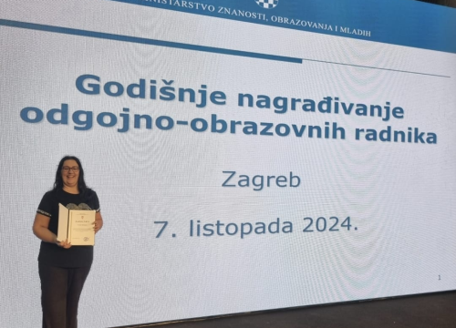 Fotografija 6 - Lorana Antunac kandidatkinja je za 'Šibensku grandecu' koja uspješno spaja svoje dvije velike ljubavi - matematiku i glazbu
